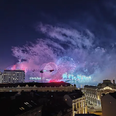 River View 1 Апартаменты *