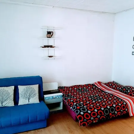 River View 1 Апартаменты *